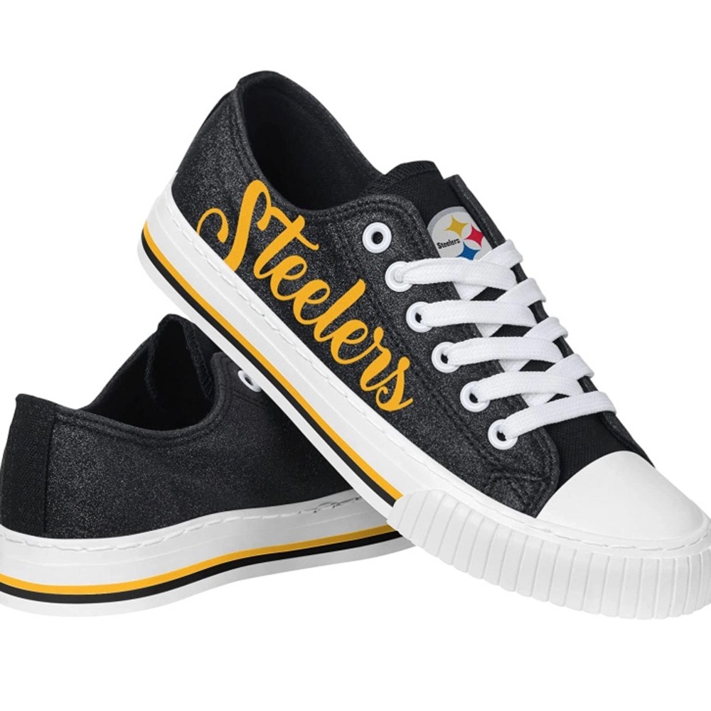 NWT Steelers woman’s sneakers